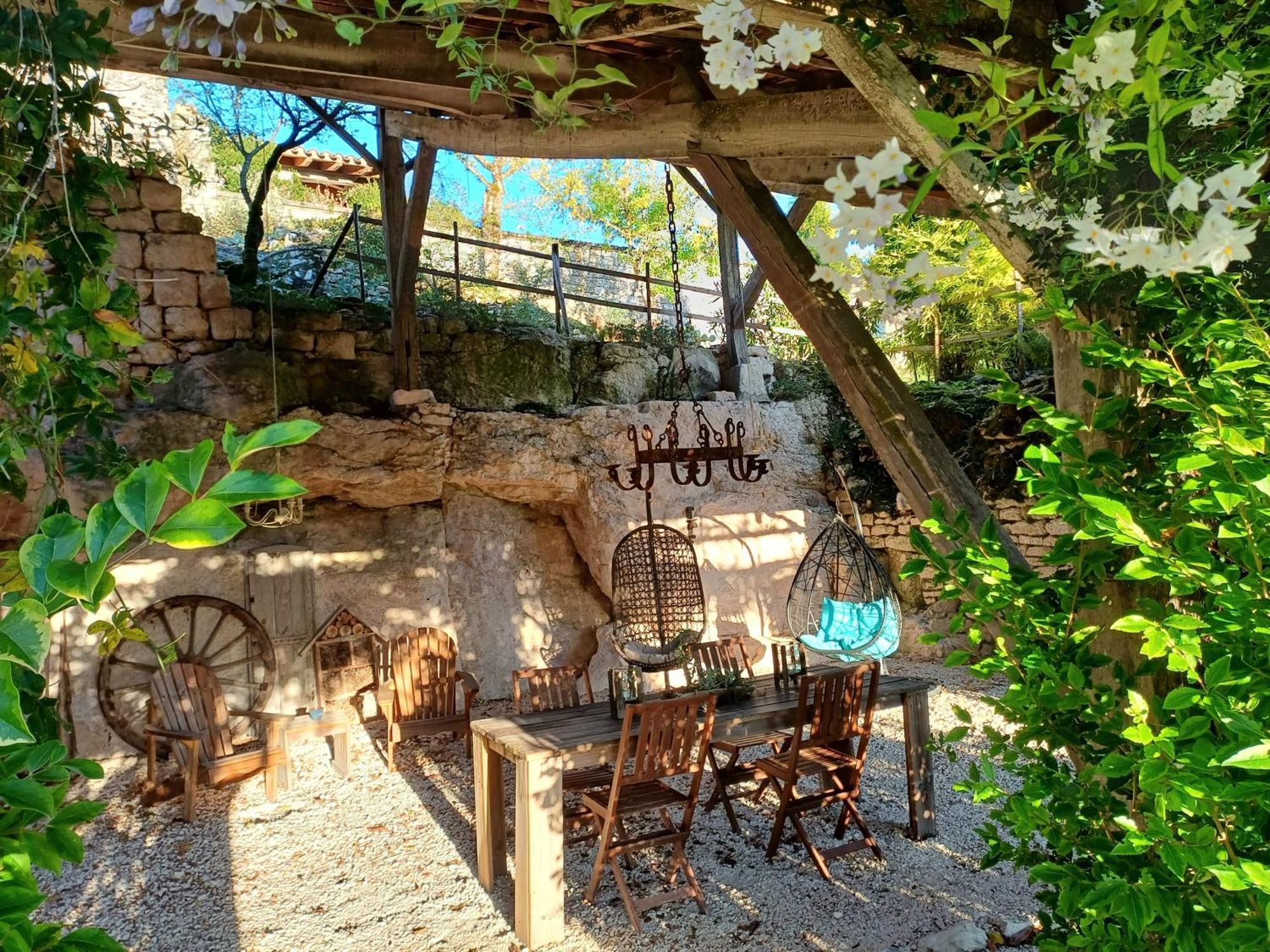 Les Terrasses De Flaugnac Villa Exterior photo